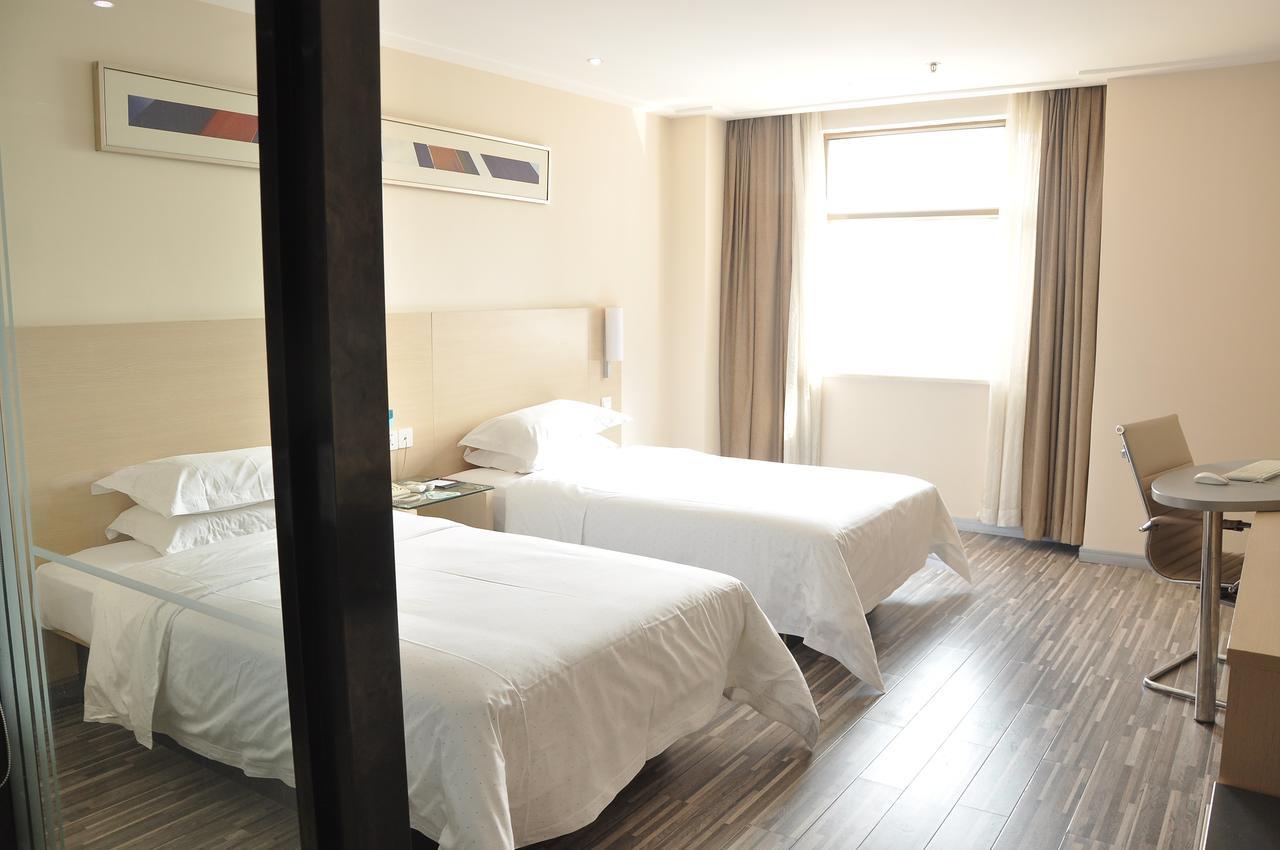 City Comfort Inn Wuhan Caidian Square Kültér fotó
