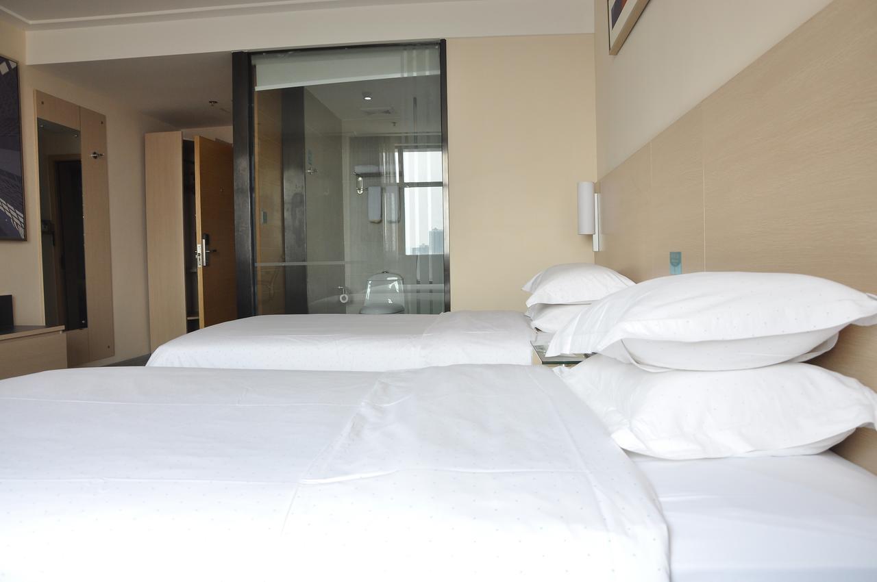City Comfort Inn Wuhan Caidian Square Kültér fotó