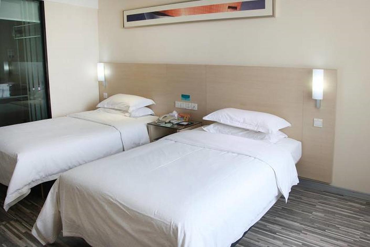 City Comfort Inn Wuhan Caidian Square Kültér fotó